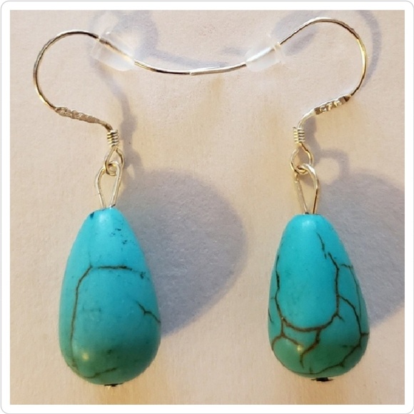 Handcrafted Magnesite Turquoise Wrapped Jewelry Set - Picture 3 of 7